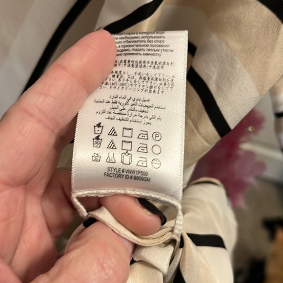 BCBG Max Azaria stripey tunic size S - Picture 7 of 7